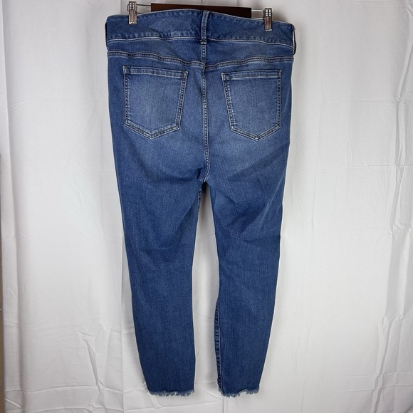 Torrid Premium Women's Jegging Jeans Blue 16R Distressed Crop 26"‎ Inseam - Picture 14 of 16